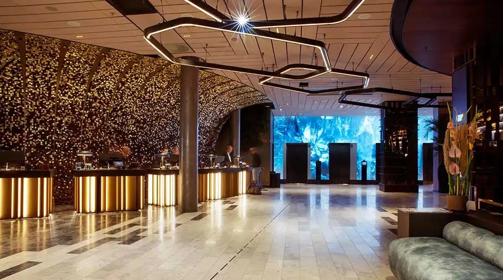 lobby-clarion-hotel-the-hub