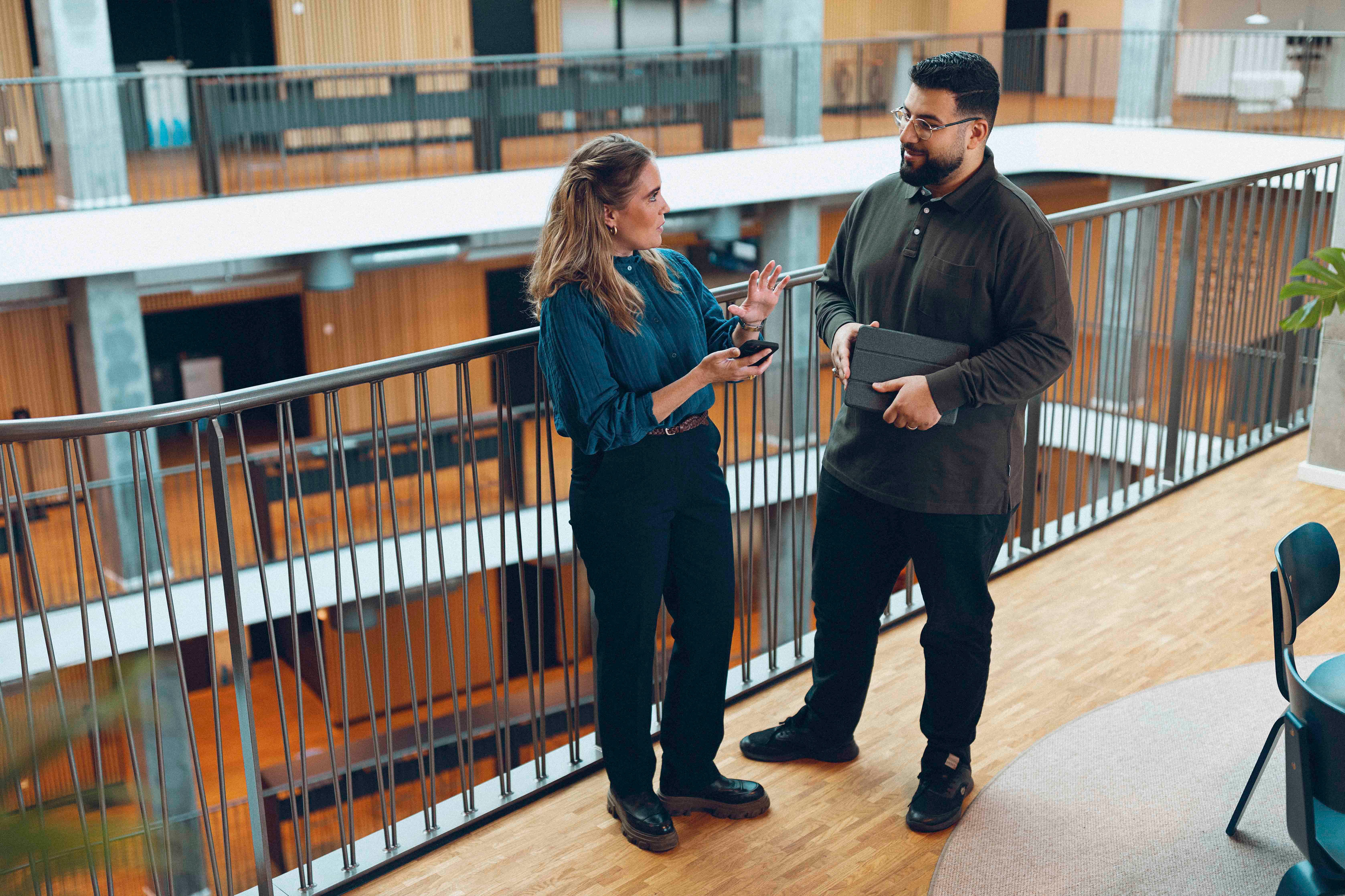 Periode kolleger som prater